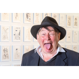 19.04.2026, Holger John, Maler, Grafiker, Eventmanager und Galerist, hier in seiner Galerie auf der R&auml;hnitzgasse fotografiert