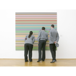 19.11.2015, Albertinum Dresden, in der Gerhard Richter Ausstellung betrachten drei Bundeswehrangehörige ein Bild in der Ausstellung