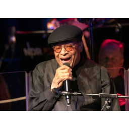 05.11.2016, Jazztage Dresden, Al Jarreau und die NDR-Bigband im Erlwein Capitol