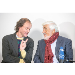 15.10.2015, der Dresdner Künstler, Musiker sowie Schauspieler Olaf Schubert (links) hier mit dem Schauspieler Mario Adorf fotografiert